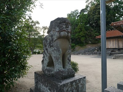野井神社の狛犬・吽・座型