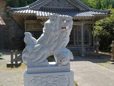 韓神新羅神社の狛犬・吽。