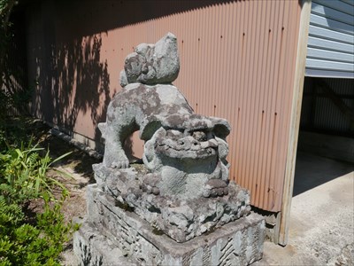 佐比賣山神社（多根）の狛犬・吽・構え型