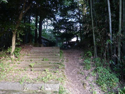 三瓶山神社・階段