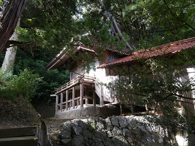 山邊八代姫命神社の本殿