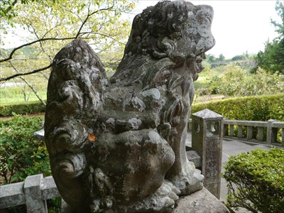 山邊八代姫命神社の狛犬・阿