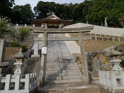 水上神社・階段と鳥居