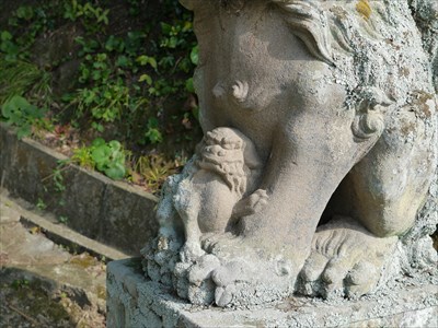 夜須神社の狛犬・阿・子獅子