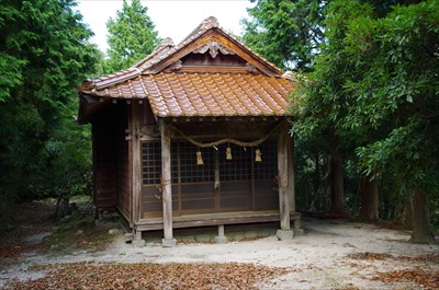龍岩神社・拝殿