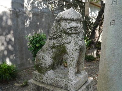 久光山八幡宮の狛犬・吽