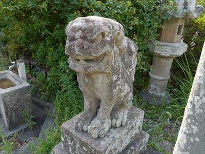 三宮神社の狛犬・阿