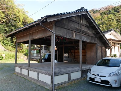 須賀神社・神楽殿