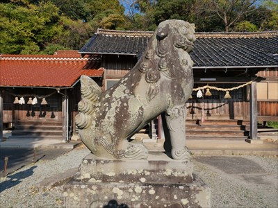 須賀神社の狛犬・吽