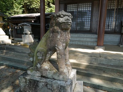 住吉神社の狛犬・吽・座像