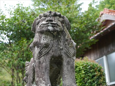 佐毘賣山神社の狛犬・吽・アップ