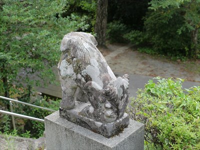 佐毘賣山神社の狛犬・吽