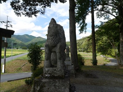 奇鹿神社（柿木村）の狛犬・阿