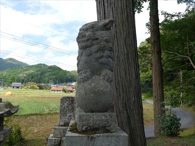 奇鹿神社（柿木村）の狛犬・吽