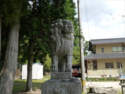 奇鹿神社の狛犬・阿