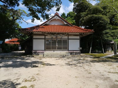 Sahimeyama Shrine at the foot of Mt. Sanbe